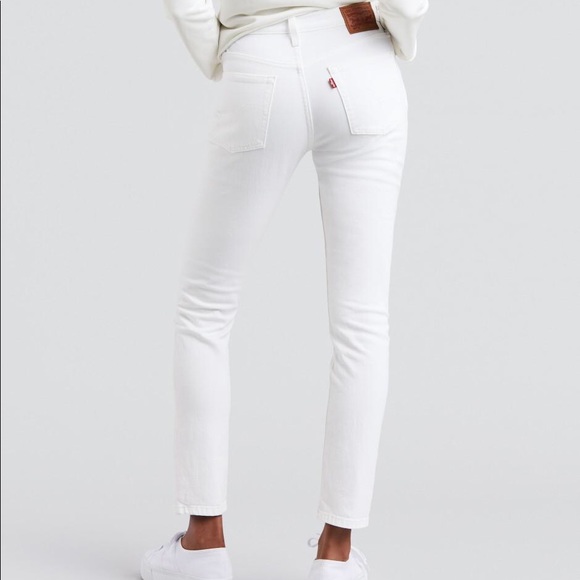 white skinny levis